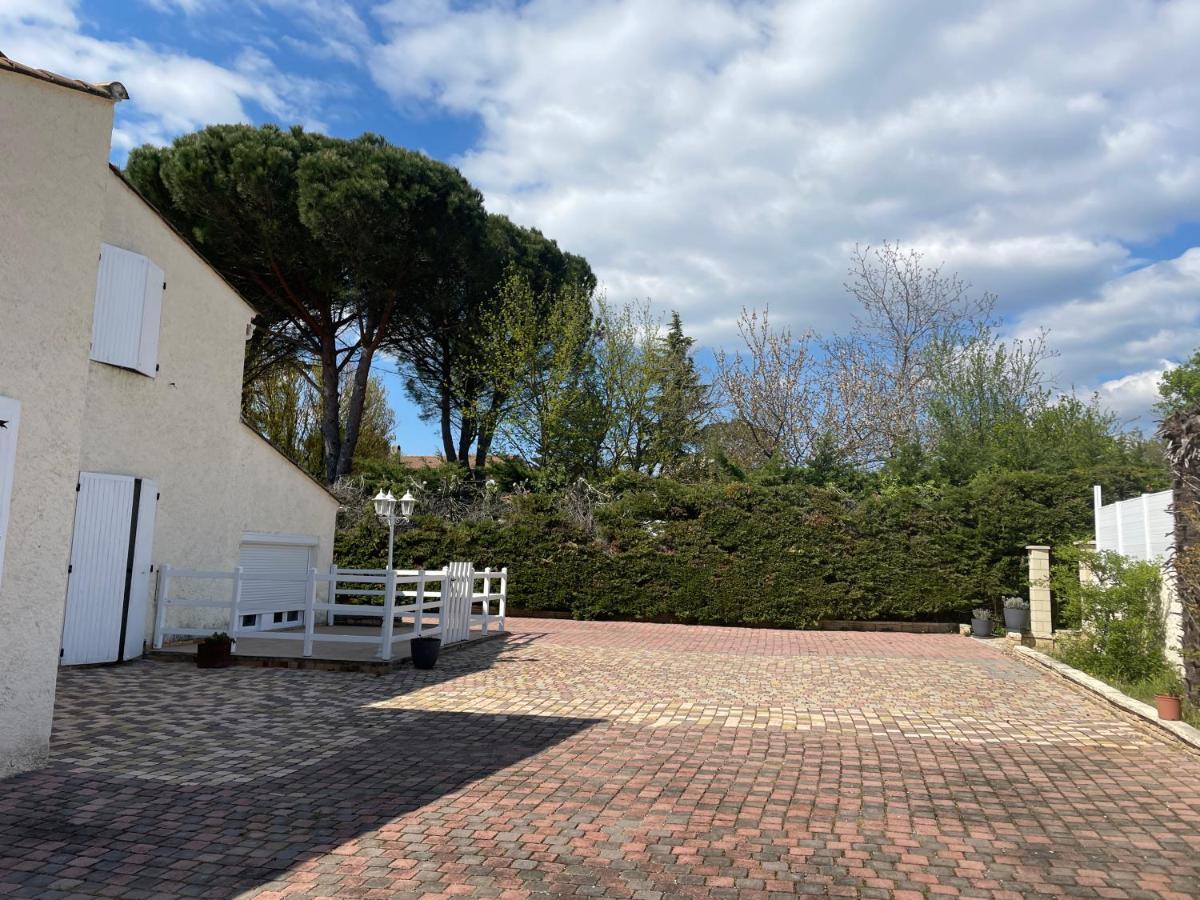 Les Clematites Apartment Donzere Exterior photo